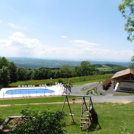 Camping Le Montbartoux Vollore-Ville Exterior photo