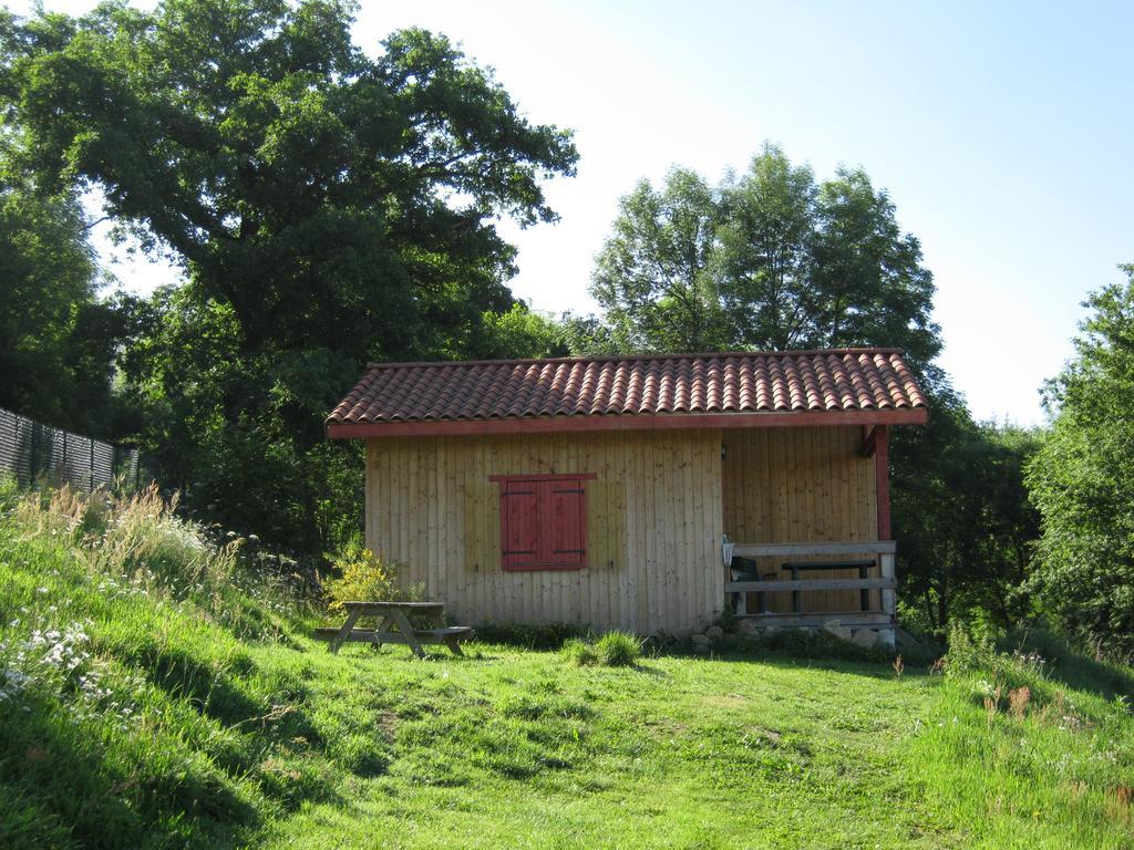 Camping Le Montbartoux Vollore-Ville Exterior photo