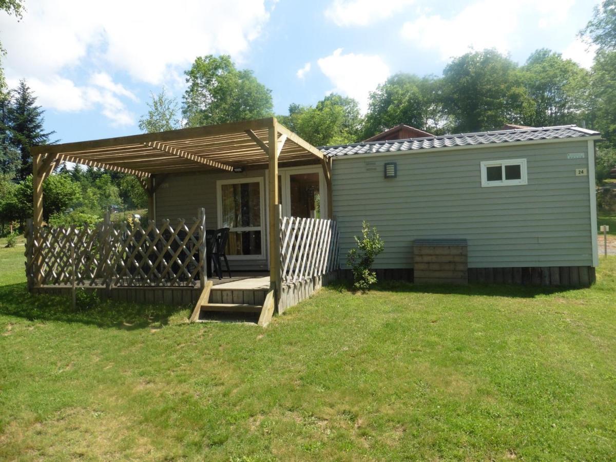 Camping Le Montbartoux Vollore-Ville Exterior photo
