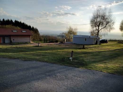 Camping Le Montbartoux Vollore-Ville Exterior photo